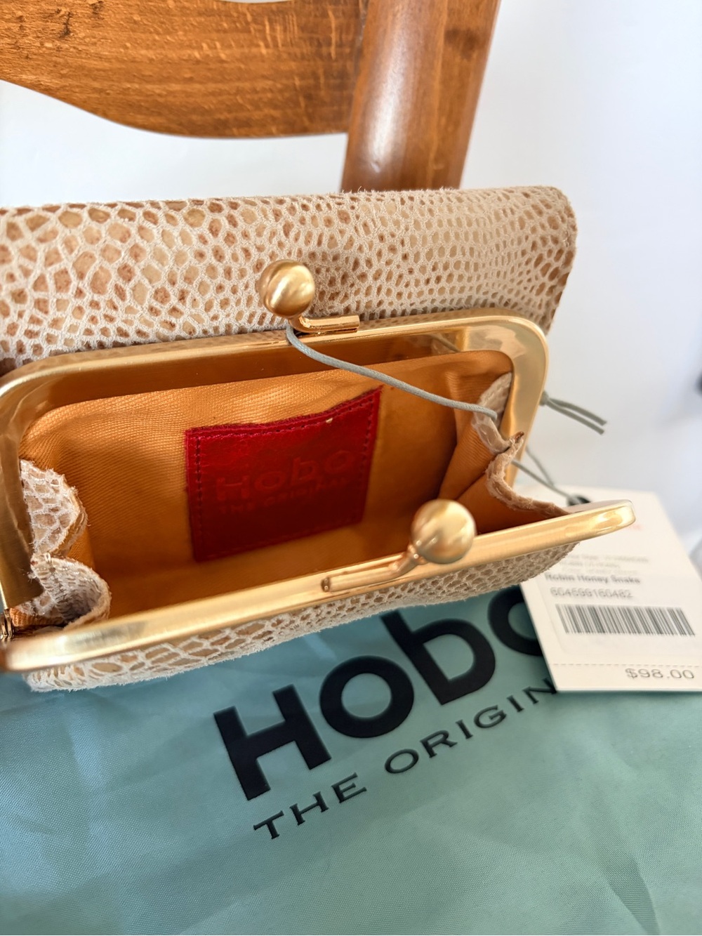 HOBO Robin Honey Snake Compact Wallet New - Picture 4 of 5
